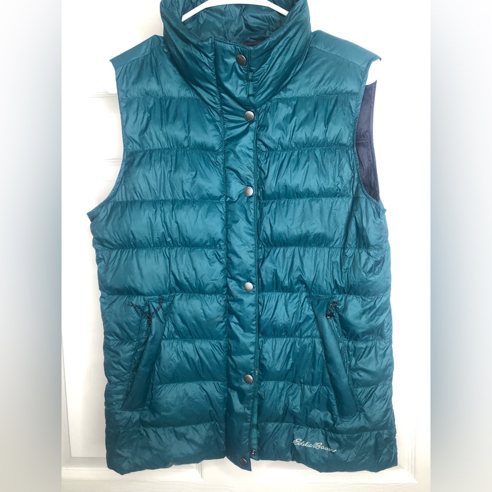 Eddie Bauer Women’s Down Vest- Full zip and button down— Small